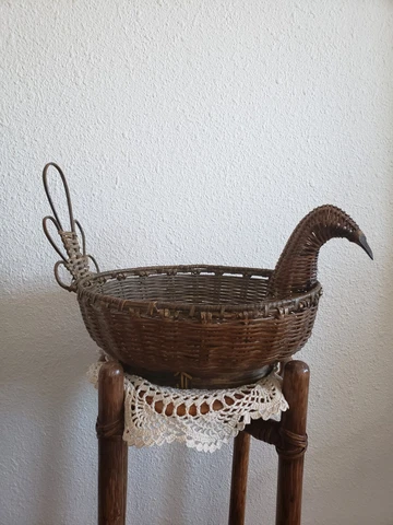 Vtg 1980s Large Wicker /Rattan Serving  Turkey Basket Style Mario Lopez Torrez Cover