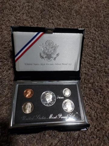 1997-s Premier SILVER Proof Set. Coins in Mint Made Custom Display Box w/ COA Cover