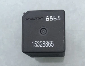 (1)  DELPHI 15328865 (8865) Gm 5 pin relay tested with a 60 day warranty - Picture 1 of 4