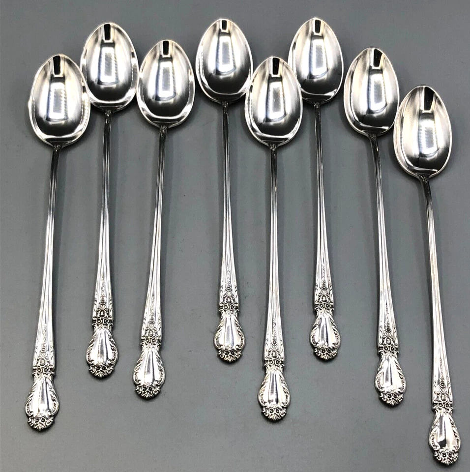 Juego de 8 cucharaditas heladas Brocade by International de plata de ley 7,25" Foto 1 de 4