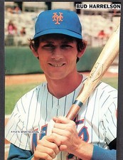 Bud Harrelson  NEW YORK METS  UNSIGNED  7-3/4 x 10-7/8  COLOR YEARBOOK PHOTO #5