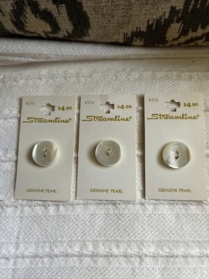 Vintage Streamline Genuine Pearl Buttons K276 . - Image 1 of 2