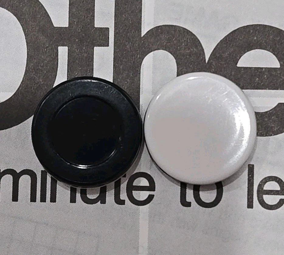 Othello Negro Blanco Lote de 2 Piezas de Repuesto Juego Foto 1 de 1