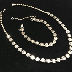 Vintage Round Brilliant Cut Rhinestone Necklace & Bracelet Demi Parure Set - Foto 1 di 9