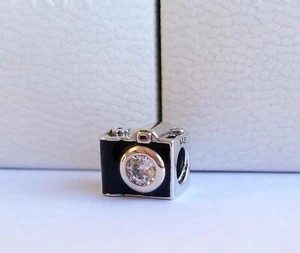 New Authentic Pandora Sentimental Snapshot Camera Charm - Picture 1 of 7