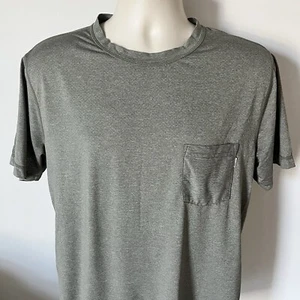 Vuori Shirt Mens Medium Green Tradewind Performance Tee Athletic Workout Gym - Picture 1 of 11