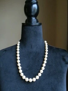 BLACK RIBBON NECKLACE WITH LARGE FAUX PEARLS-COSTUME JEWELRY - Picture 1 of 5