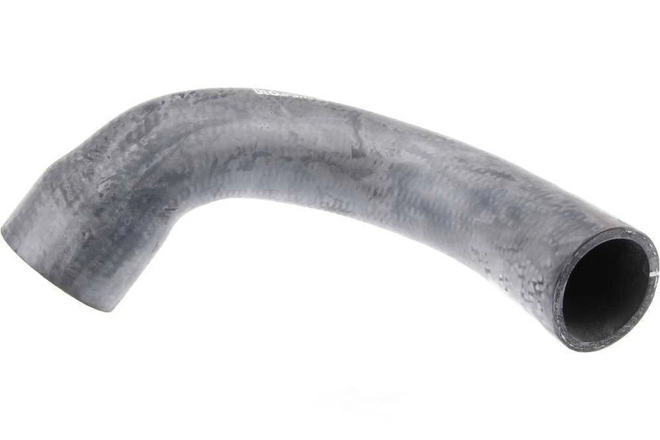 Upper Intercooler Hose URO Parts 31261369 for Volvo XC90 (2003-2006) - Изображение 1 из 1