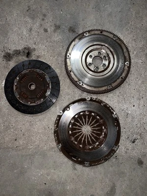 VW Lupo GTI embrague 6 velocidades con volante Foto 1 de 4