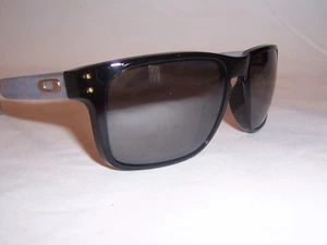 New Oakley Sunglasses HOLBROOK XL OO9417-43 BLACK/BLACK POLARIZED AUTHENTIC - Picture 1 of 7