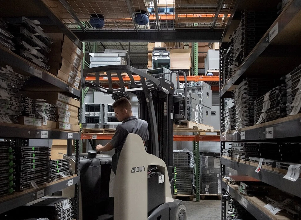 IBM 31P1848 00RY003 1200W Power Supply for V7000 Gen2 Storwize - Image 1 of 1