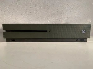 Microsoft Xbox One S 1681 Military Green 1TB Gaming Console Body Only - Picture 1 of 7