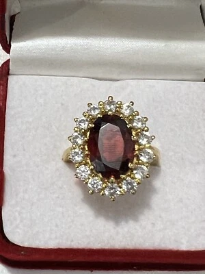 3 克拉椭圆形实验室制作红色红宝石钻石光环结婚戒指 14K 镀黄金 — 第 1/4 张图片