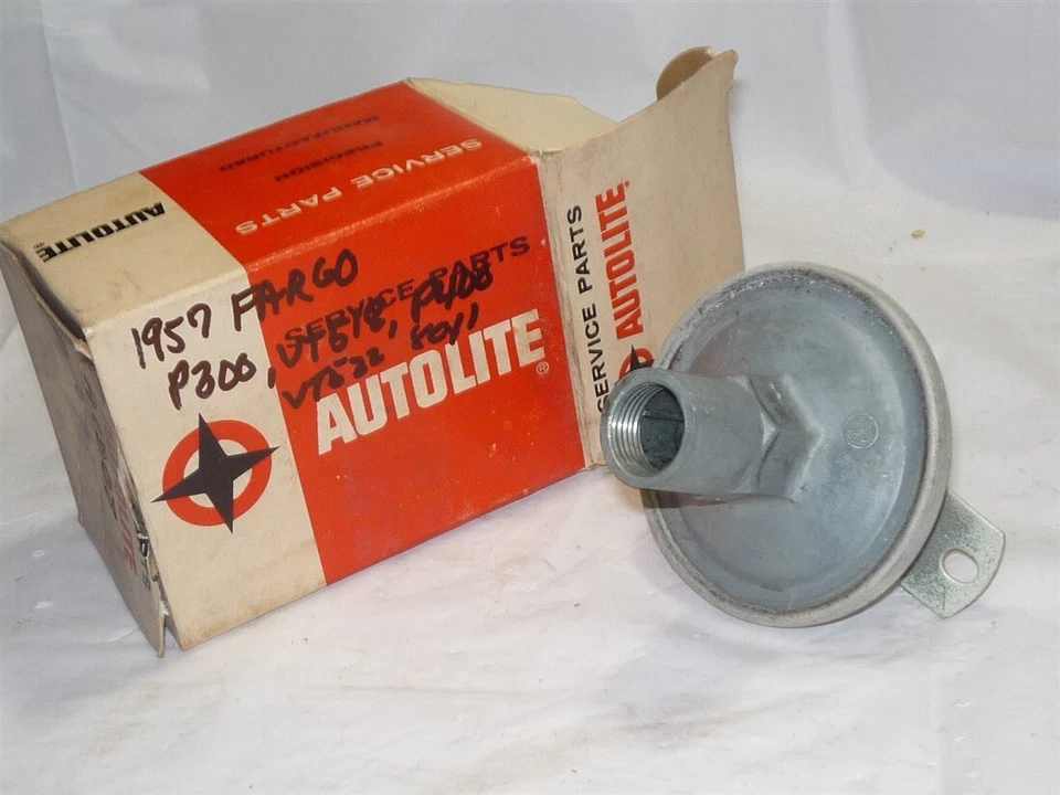 1957 Fargo caminhão distribuidor vácuo avanço - Imagem 1 de 2