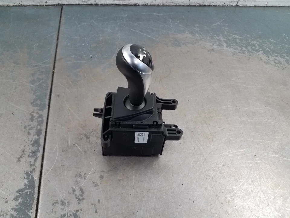 BMW M5 F10 2016 DCT transmisión conjunto de palanca de cambios #5793 VV8 Foto 1 de 4