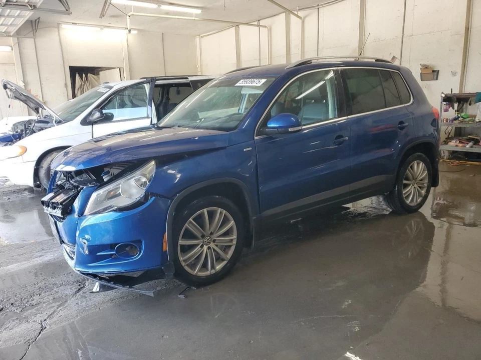 Engine ECM Electronic Control Module 2.0L Turbo FWD Fits 09-10 TIGUAN 2538178 — 第 1/4 张图片