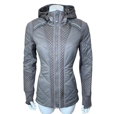 Chaqueta Acolchada Athleta Rock Ridge Primaloft S Con Capucha Aislada Bluff Marrón Moca Foto 1 de 4