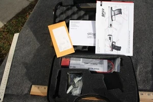 OEM Walther SP22 Box Case Black Factory Kurzwaffe Pistole manuell Schlüssel Schloss Werkzeug 71 - Bild 1 von 4