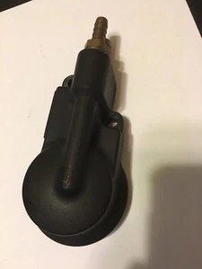 Pre-Owned Harley Davidson 26369-92A Oil Filter Housing Mount - Picture 1 of 4