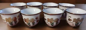 Set Of 8 Vintage 1960's Porcelain Japanese Saki Cups, Gold Rim & Grape Design - Picture 1 of 12