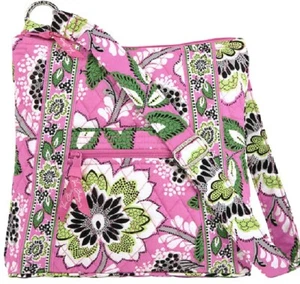 NEU MIT ETIKETT VERA BRADLEY PRISCILLA PINK IKONISCHE HIPSTER CROSSBODY BAUMWOLLE MUSTER INNEN - Bild 1 von 2