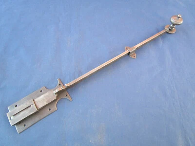 Targette ouvragée fer forgé ancienne porte longueur totale 56 cm - Photo 1/4