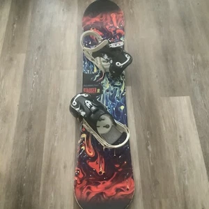 MILLENIUM THREE VAMP SNOWBOARD Swagger Jr One Thirty Euc - Picture 1 of 12