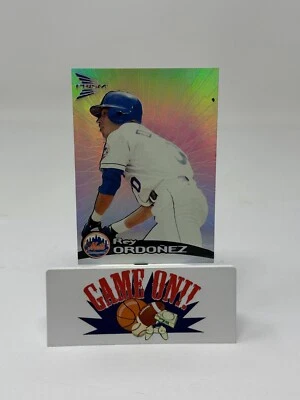1999 Pacific Prism Baseball Rey Ordonez Card #95 EX - Image 1 of 2
