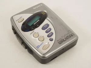 Walkman Sony WM-FX277 lettore cassette AM/FM/TV vintage TESTATO FUNZIONANTE - Foto 1 di 6