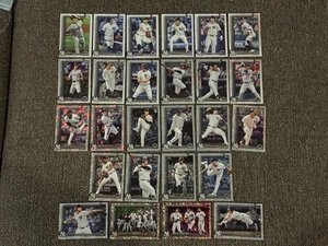 2025 Topps 582 Montgomery Club Foil Team Set - NY Yankees - Picture 1 of 1