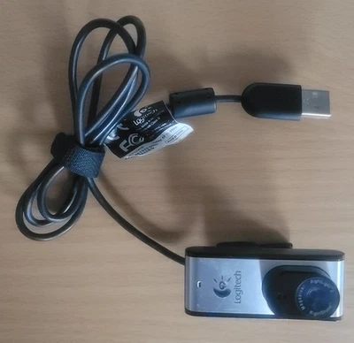 GENUINE Logitech QuickCam USB Web Cam For Notebooks Pro Laptops V-UAR38 TESTED - Image 1 of 4