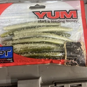 Yum Dinger 4" Angelköder 14er Pack WATERMELON PEARL LAMINATE Large Mouth BASS - Bild 1 von 11