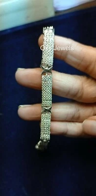 Brazalete de diamantes creados en laboratorio de 3 quilates con acabado de oro blanco de 14 k para hombre todo tamaño personalizado AVL Foto 1 de 4