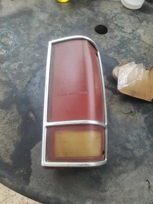 Chevrolet S10 Blazer Jimmy S15 1983-1994 luz trasera freno freno paso derecho Foto 1 de 4