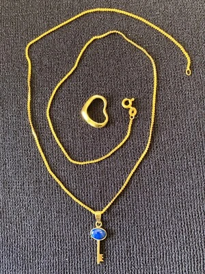 UNO-A-ERRE 14K 1AR 750 NECKLACE /TWO 14K PENDANTS/KEY TO MY HEART/HEART - Image 1 of 4