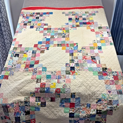 Vtg Lg Postage Stamp Irish Chain Quilt 93x83 Feed sack Hand Stitch Red Border - Image 1 of 4