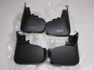 2010-2017 Chevy Equinox Splash Guards 19170499 Genuine GM GU-1 - Picture 1 of 9