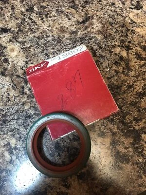 NEW OLD STOCK GENUINE SKF CR 19807 TIMING COVER SEAL F+S! - Image 1 of 4