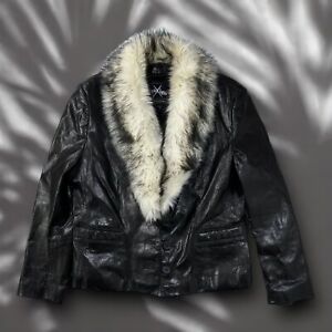 MSRP $300 Vintage Women's Large Maxima Wilsons Leather Fur Detail Button Jacket