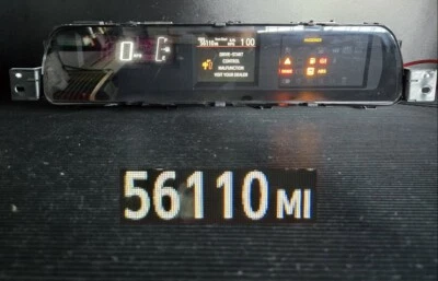 VELOCÍMETRO MEDIDOR CUADRO DE INSTRUMENTOS TOYOTA PRIUS C 15-16-17-18, 56110 millas Foto 1 de 4