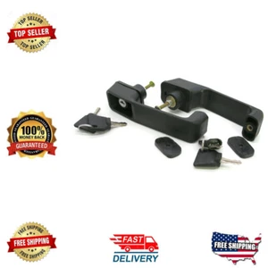 123/06547 - JCB BACKHOE DOOR HANDLE WITH 2 KEYS, SET OF 2 PCS. - Picture 1 of 5