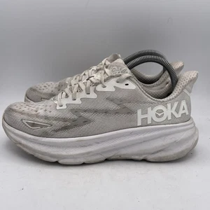 Size 8 - Hoka Women's Clifton 9 White White - Picture 1 of 11