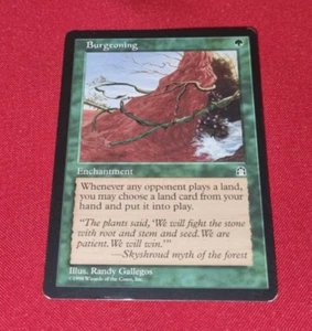 Magic the Gathering Burgeoning Stronghold Used - Picture 1 of 1