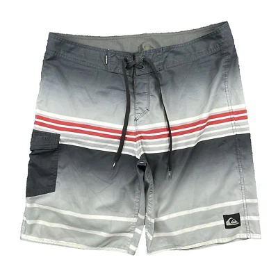 Pantalones Cortos Quiksilver Board Para Hombre Talla 36x10 Bolsillo Lateral Multicolor Rayas Logo Foto 1 de 4