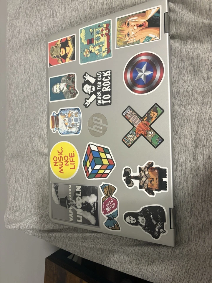 HP Envy X360 15 pulgadas táctil 2 en 1 Foto 1 de 4