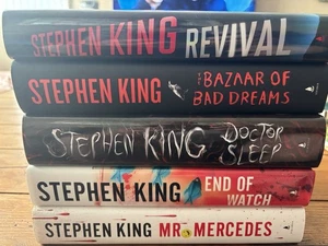5- Stephen King Hard Back Books With Dust Covers Revival,Dr. Sleep,End Of Watch - Picture 1 of 9