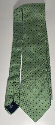 Corbata DANIEL CREMIEUX 100 % SEDA HECHA A MANO PARA HOMBRE VERDE CON DISEÑO DE PUNTO AZUL Foto 1 de 4