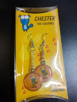 Pendientes colgantes CHESTER The Squirrel naranja "I Bite" dibujos animados NUEVO en paquete Foto 1 de 2