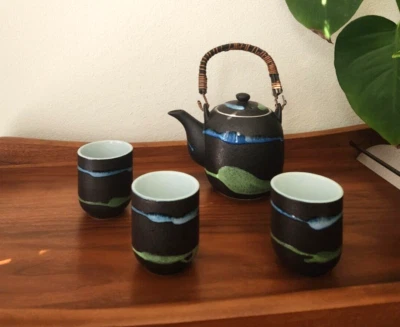 Japanese Tea Pot Set - Image 1 of 4