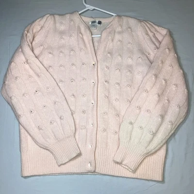 复古 Adele Joyce 安哥拉羊羔毛珍珠纽扣婴儿粉色电缆针织开衫 S — 第 1/4 张图片